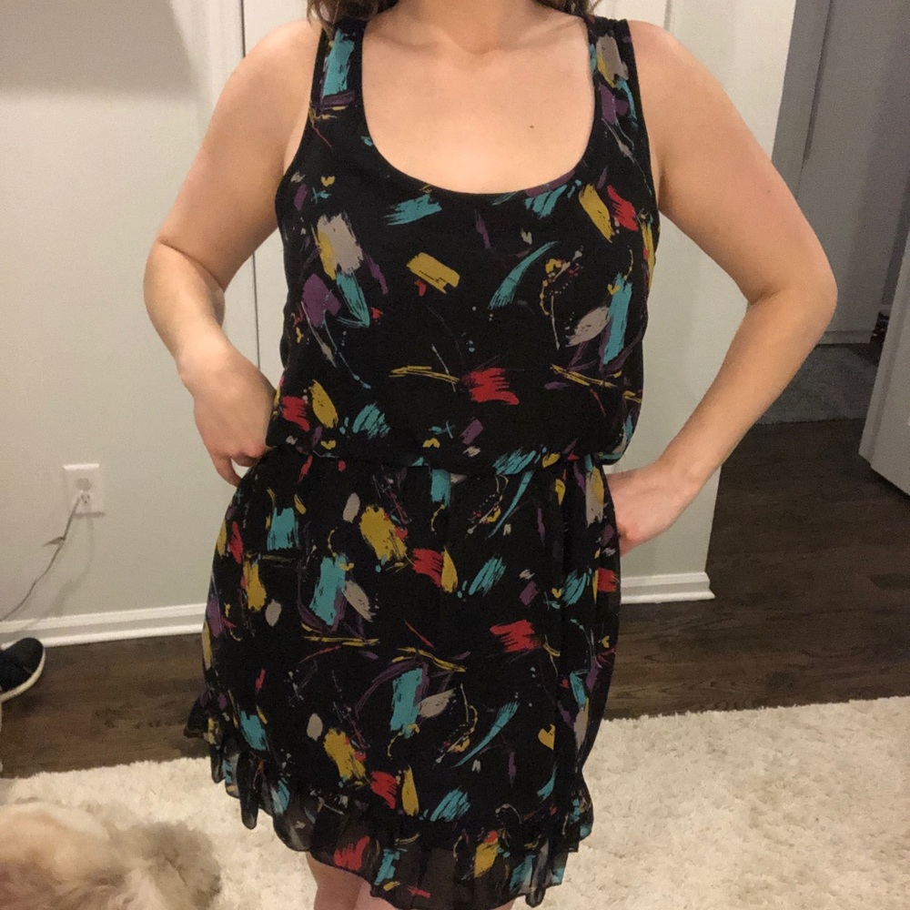 Elastic waist dress with ruffled bottom trim